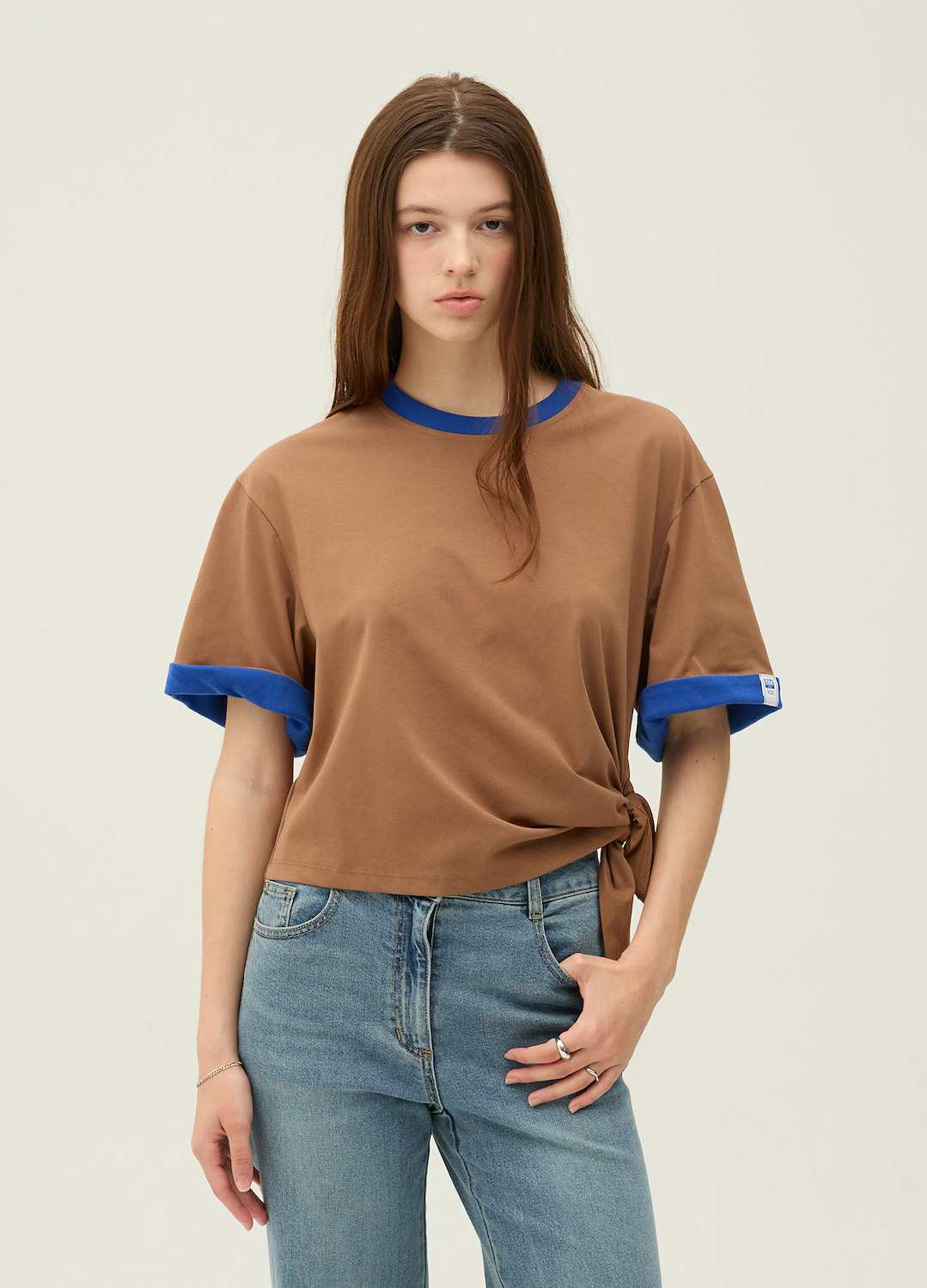 언밸런스 배색 포인트 티셔츠_BROWN_6