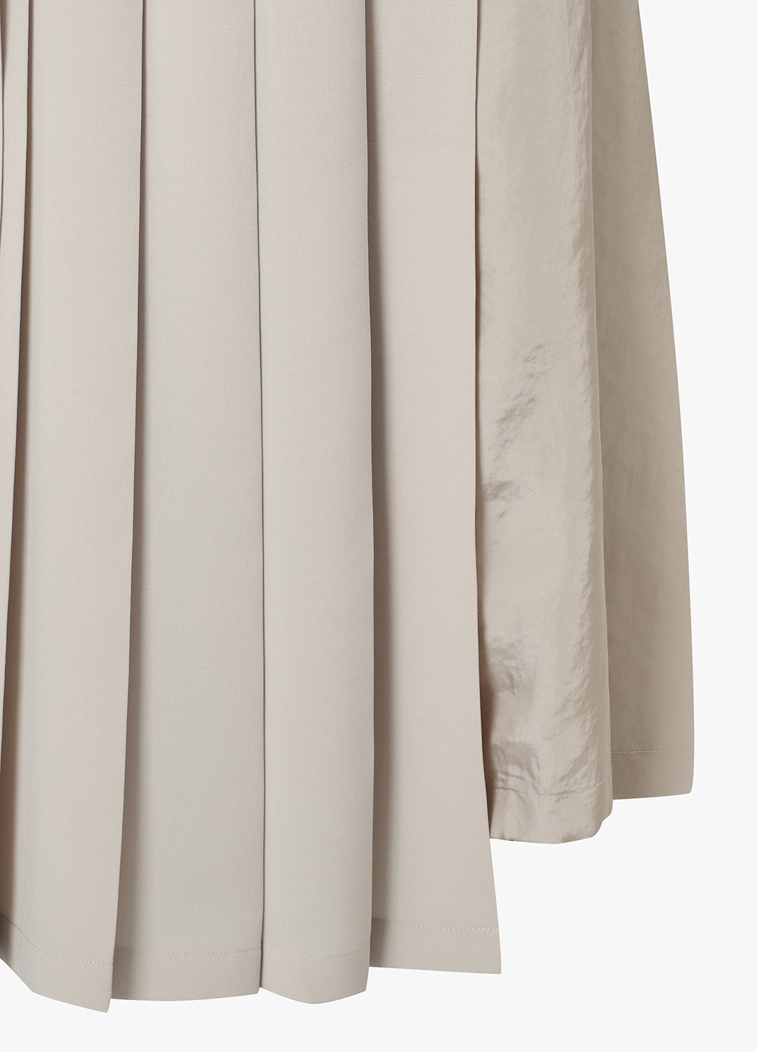 [시즌오프]비대칭 플리츠 롱 스커트_LIGHT BEIGE_15