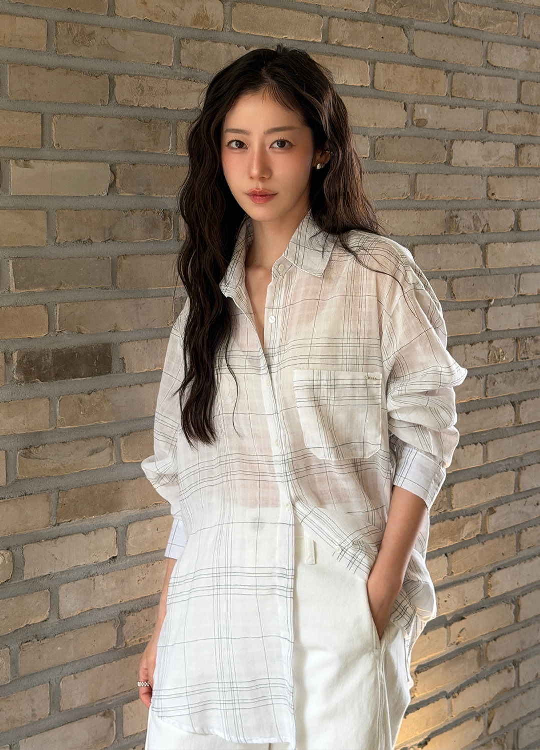 [시즌오프] [EXCLUSIVE]체크 루즈핏 셔츠 블라우스_WHITE_5