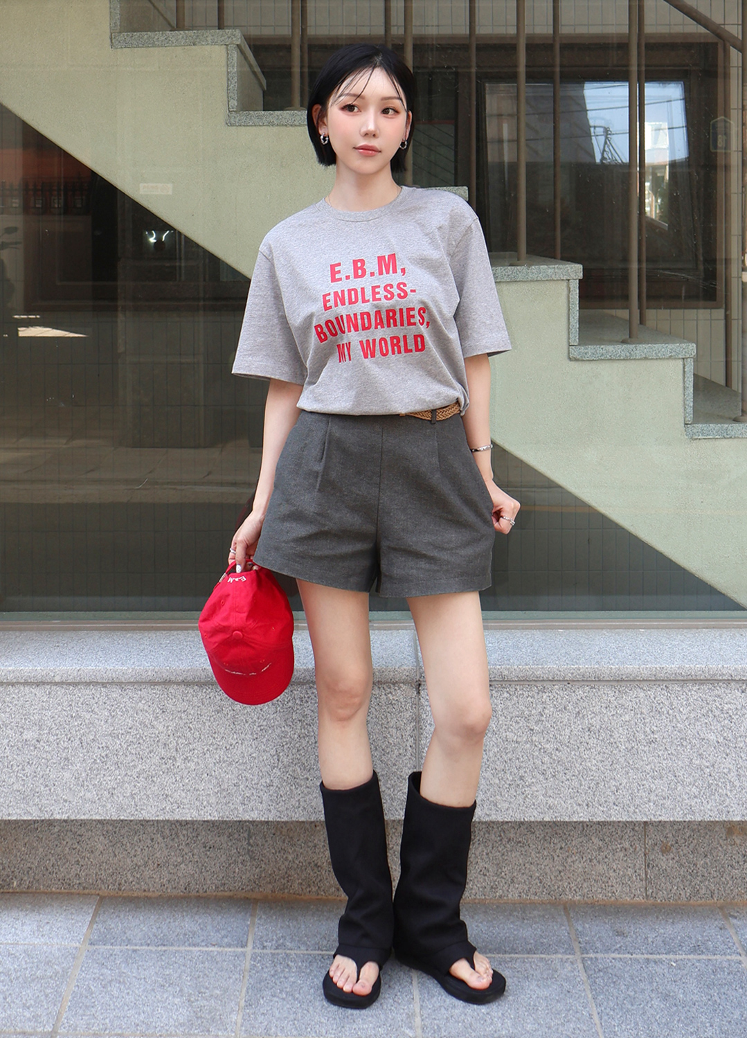 [시즌오프][EXCLUSIVE] 벨티드 핀턱 쇼츠_DARK GREY_7