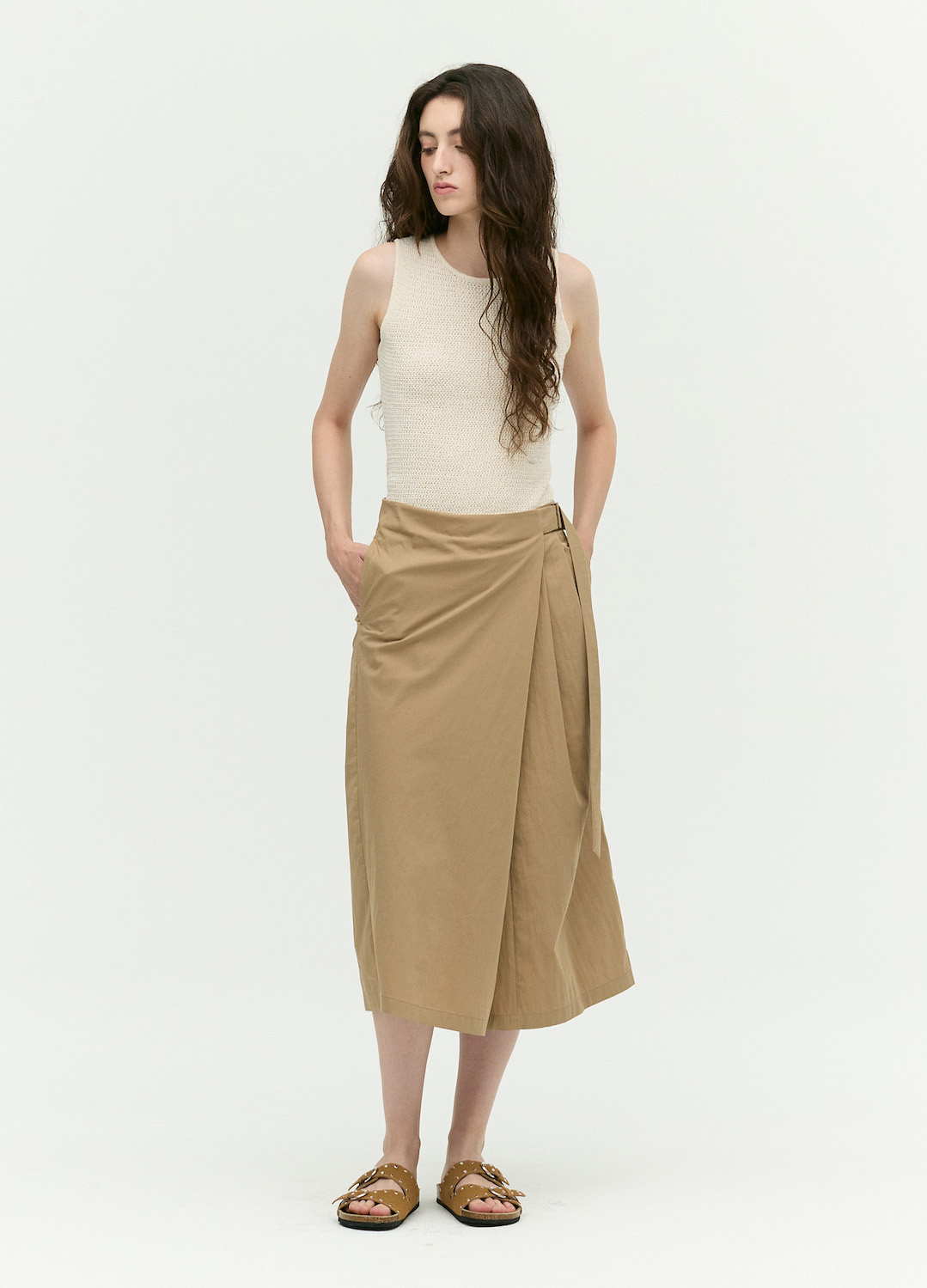 [시즌오프]사이드 랩 A라인 스커트_BEIGE_6