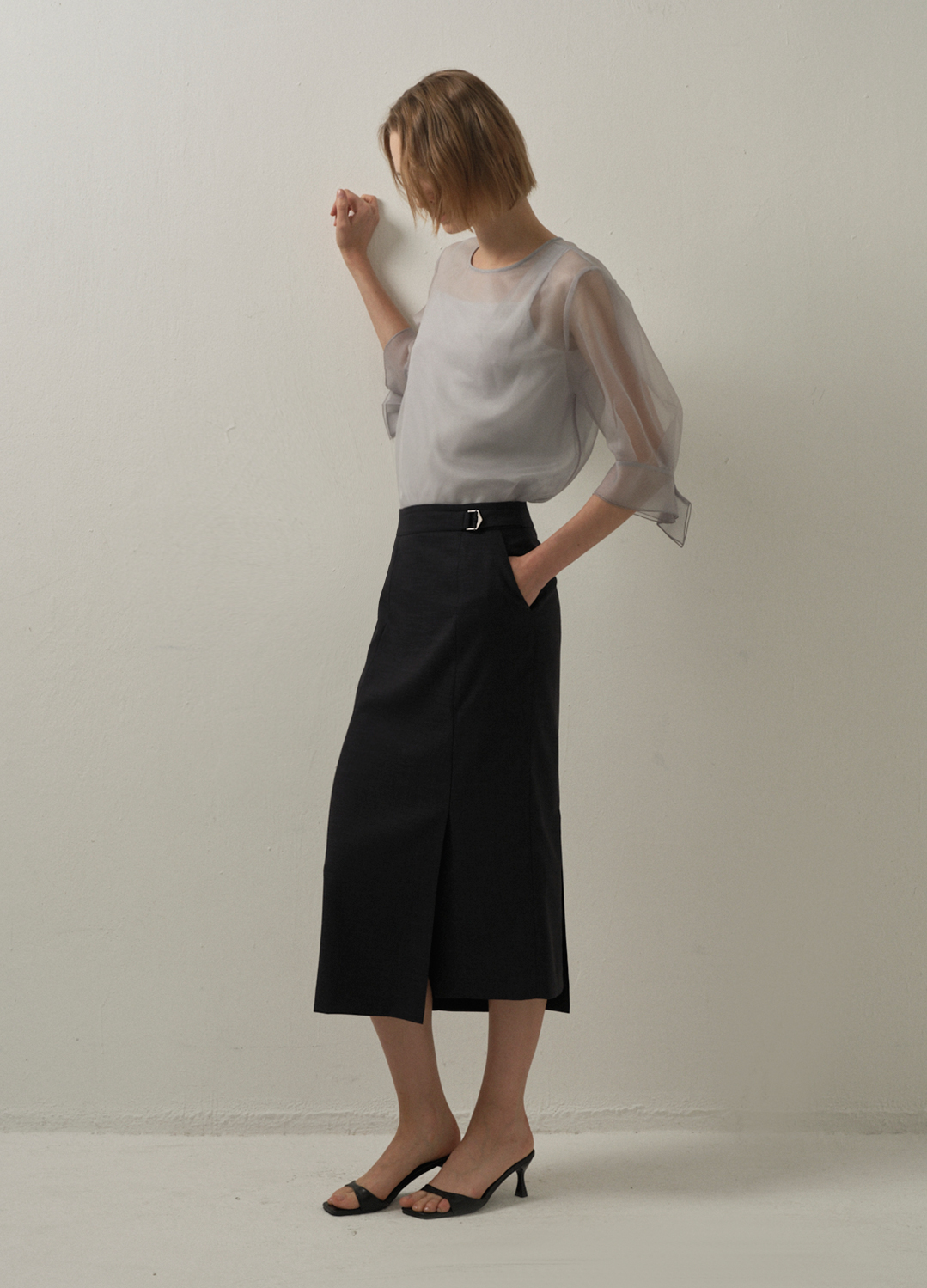 벨트 포인트 랩 미디 스커트_DARK NAVY_8