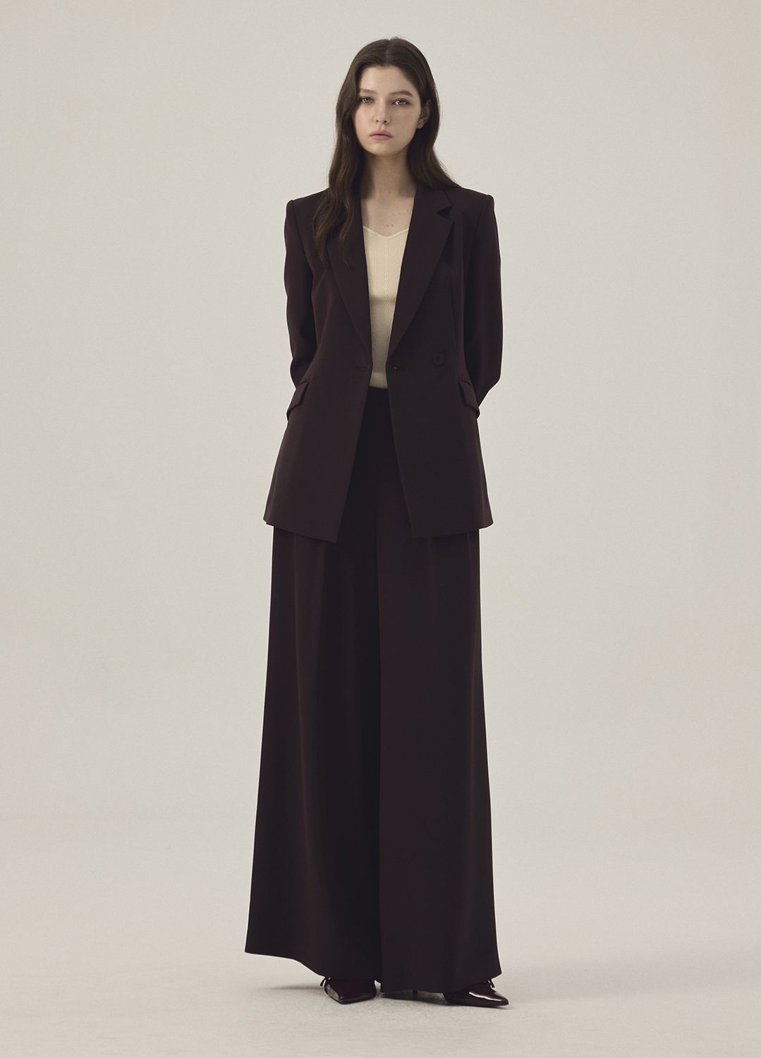 핀턱 와이드 팬츠_DARK BROWN_4
