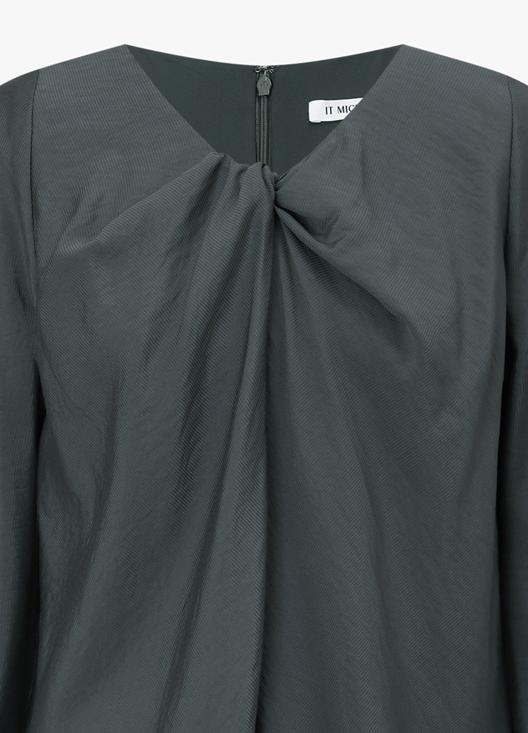 [Exclusive]꼬임 드레이프 포인트 블라우스_DARK GREY_7