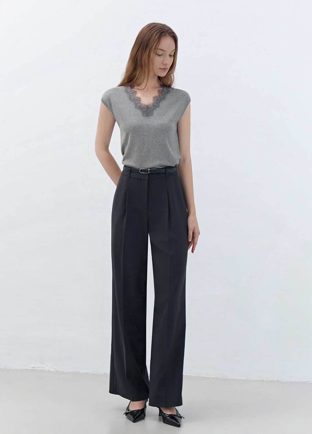 벨티드 원턱 와이드 팬츠_DARK GREY_5