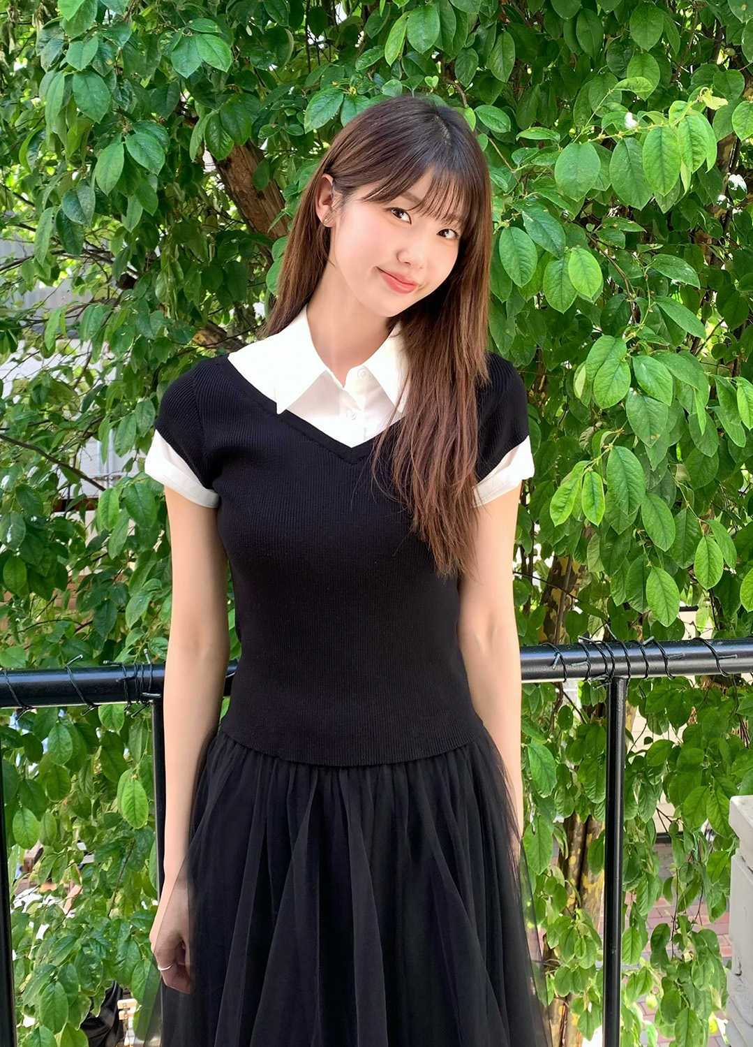 [Exclusive] 레이어드 카라 셔츠 니트탑_BLACK_9