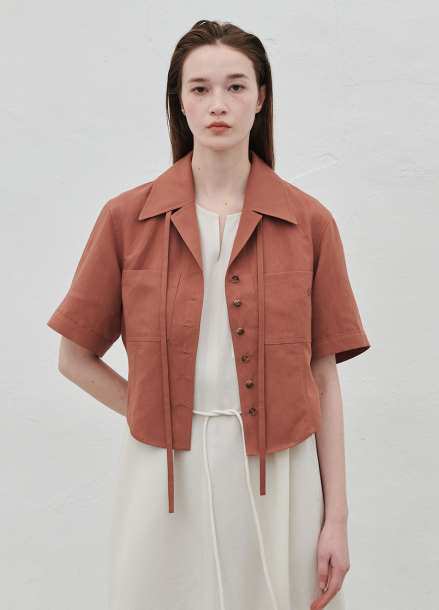 OPEN COLLAR LINNEN BLOUSE