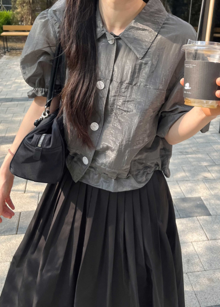 [Exclusive]볼륨 슬리브 스트링 글로시 점퍼