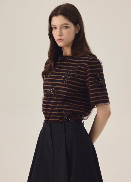 [시즌오프]자수 비딩 레이스 티셔츠