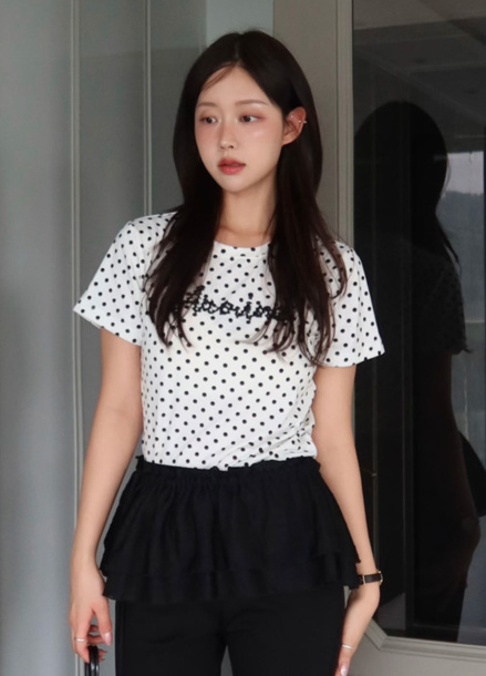 도트 레터링 티셔츠