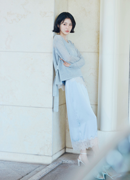 린넨 버튼 벨티드 메쉬 니트