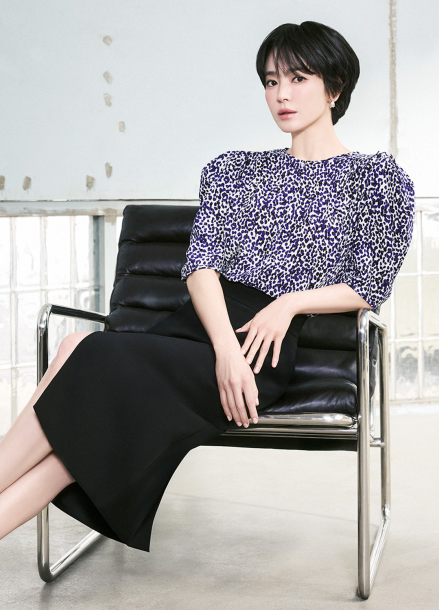 호피 패턴 블라우스