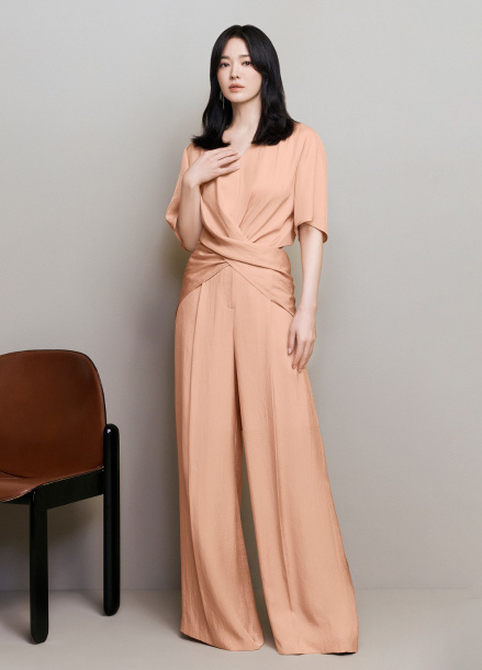 사이드 버튼 디테일 와이드 팬츠