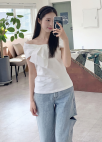 [Exclusive]오프숄더 배색 블라우스_WHITE_12