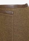 체크 슬릿 울 스커트_KHAKI_13