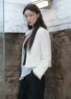 [Exclusive]프린지 텍스처 노카라 크롭 자켓_IVORY_6
