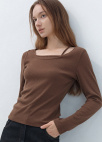 레이어드 U넥 티셔츠_BROWN_9