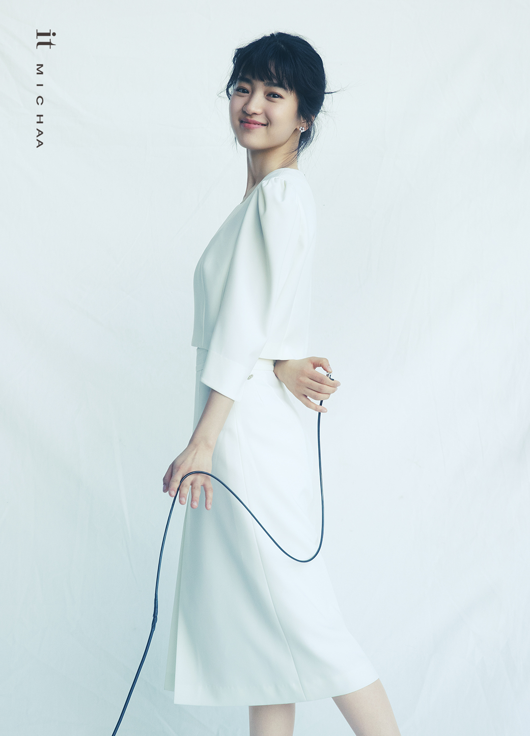 룩북 이미지