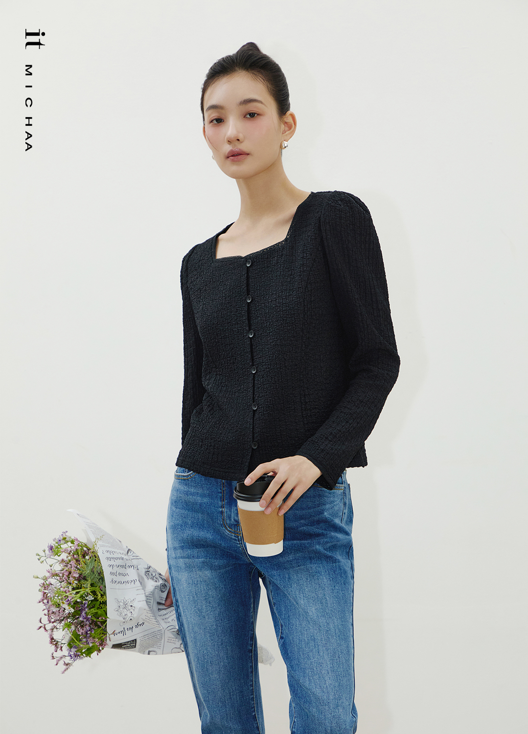 룩북 이미지