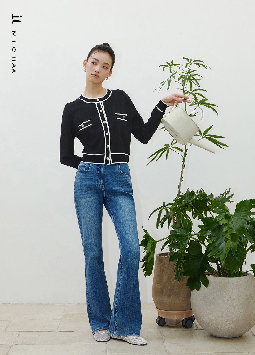 룩북 이미지
