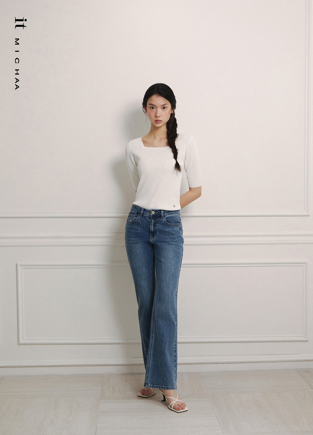 룩북 이미지