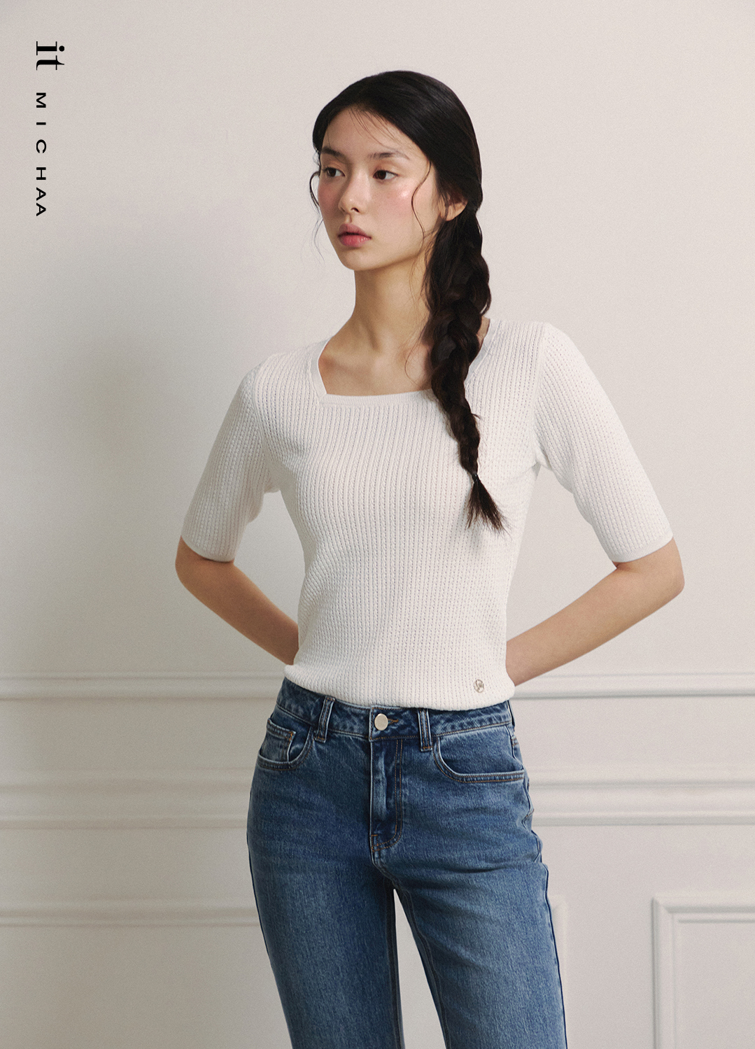 룩북 이미지
