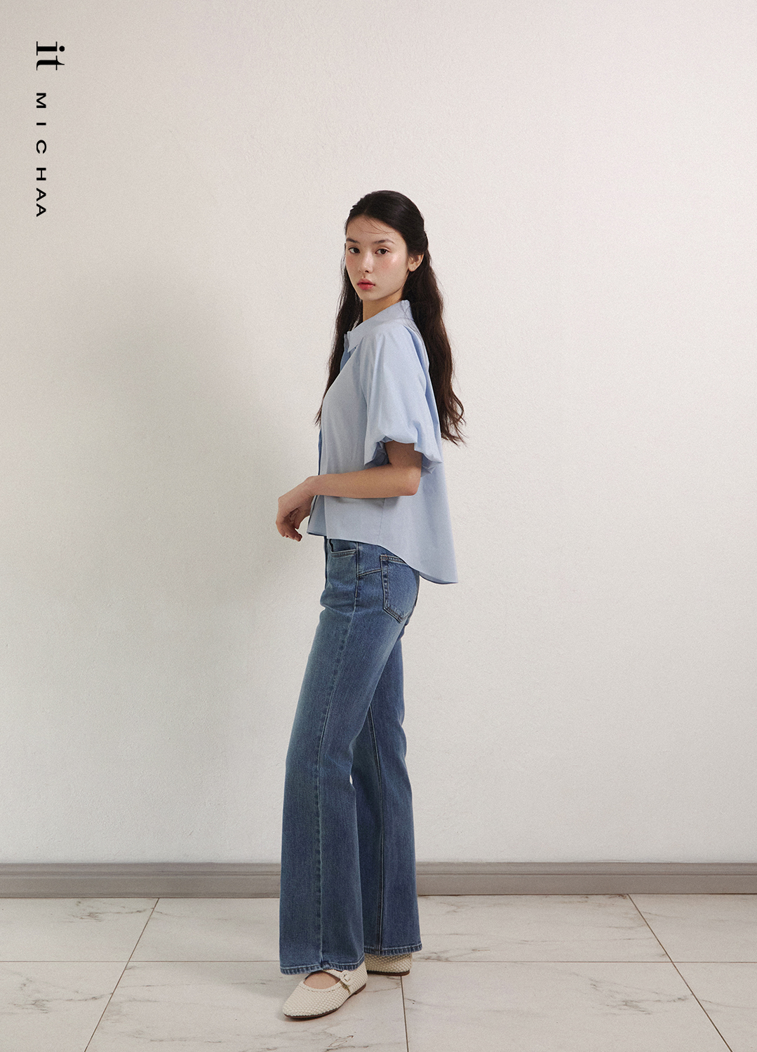 룩북 이미지
