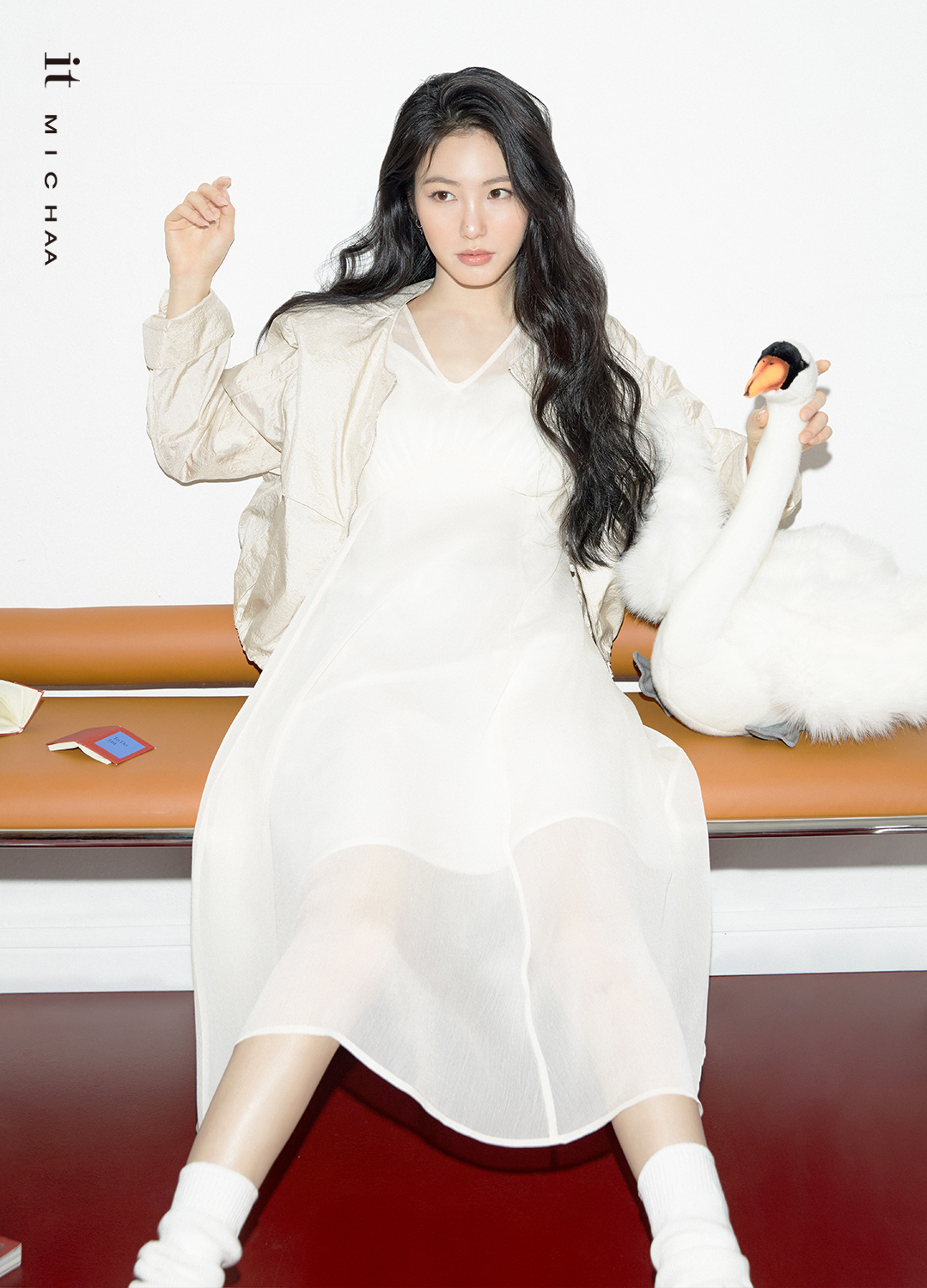 룩북 이미지